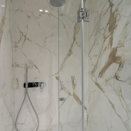 Cera Ai Leoncini Appartement
