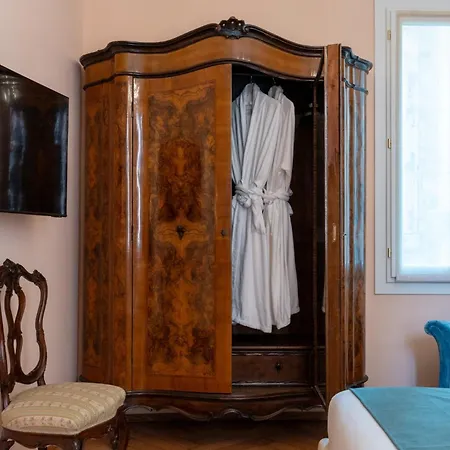 Ve.n.i.ce. Cera Ai Leoncini Apartment *