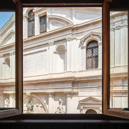 Ve.n.i.ce. Cera Ai Leoncini Venice