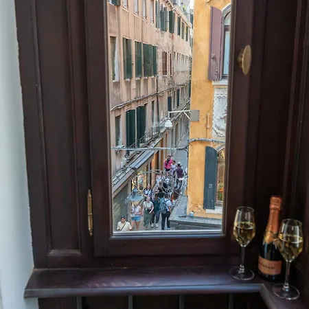 公寓 Cera Ai Leoncini *