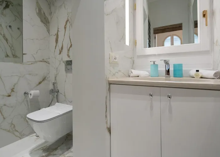 Apartman Cera Ai Leoncini